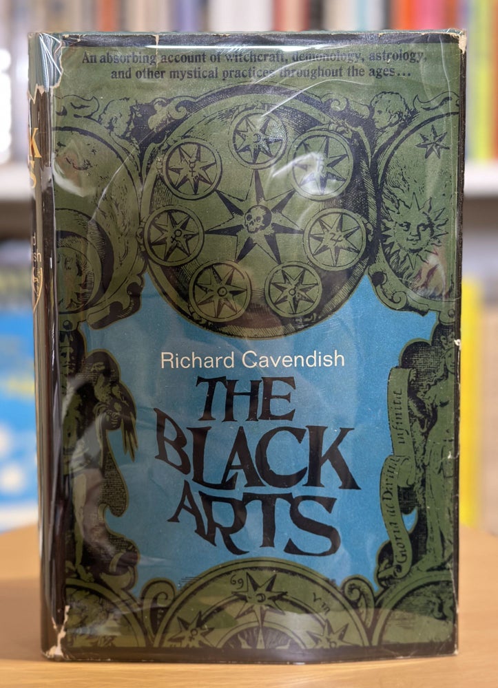Item #173 The Black Arts. Robert Cavendish.